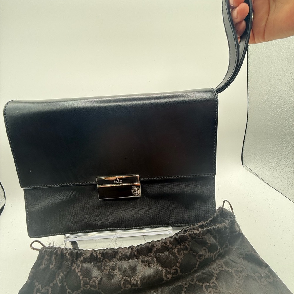 Vintage Gucci black leather and canvas nylon clutch wristlet EUC 🔥🔥 - Picture 3 of 17